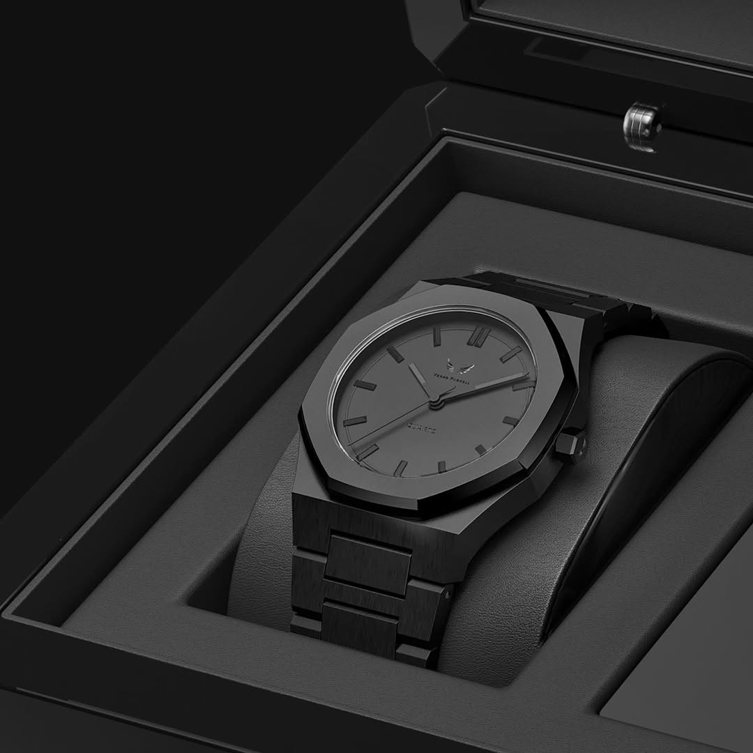 Luxury Black watch' ...